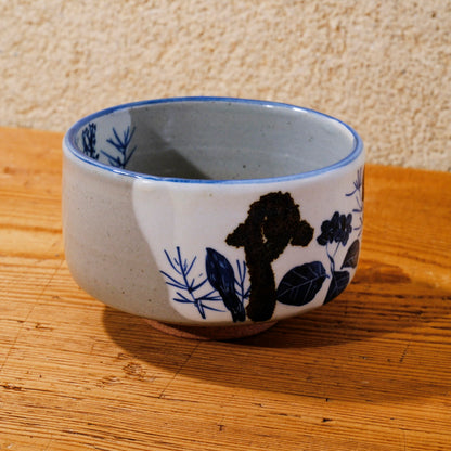 銹絵染付茶碗 春草図（清水焼・乾山写）＊箱なし | 宮本 博