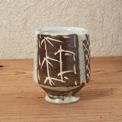 湯呑み 大 鉄絵 唐草文 - 益子焼 - 01 | 松原 直之