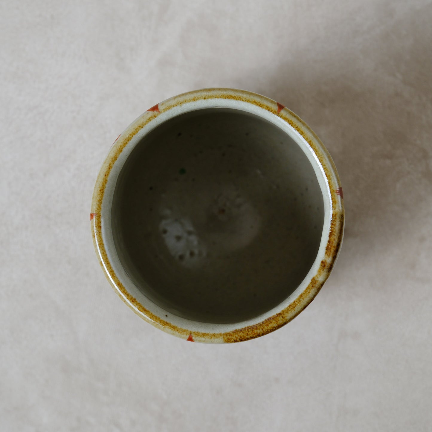 湯呑み 大 鉄絵・赤絵 唐草文 - 益子焼 - 02 | 松原 直之