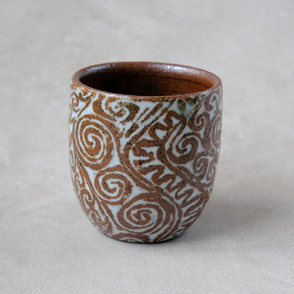 湯呑み小 象嵌唐草文 - 益子焼 - 03 | 松原 直之