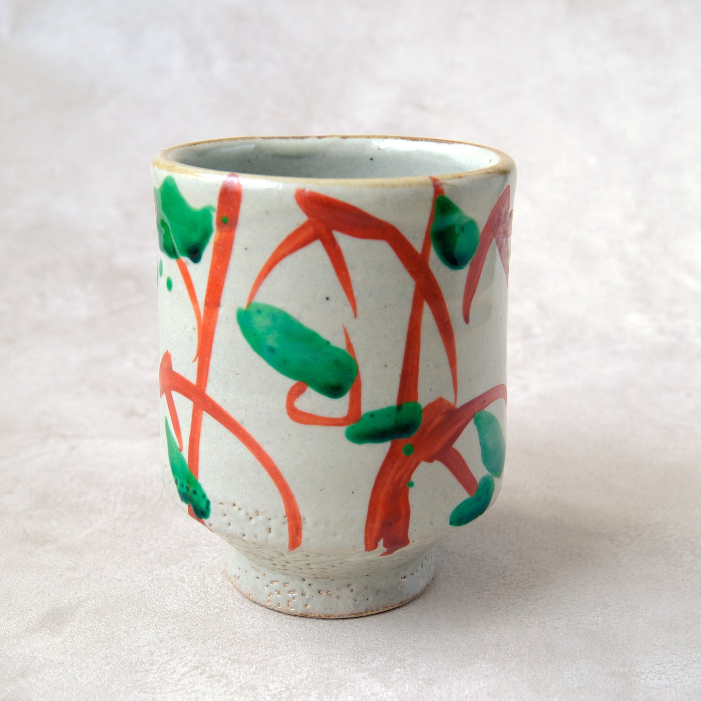 湯呑み 大 鉄絵・赤絵 唐草文 - 益子焼 - 03 | 松原 直之